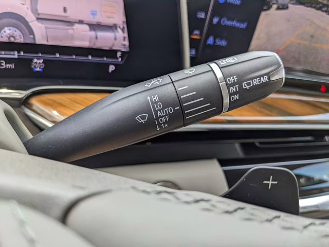 2024 Crystal White Tricoat Cadillac Escalade Sport Platinum 4X4 SUV