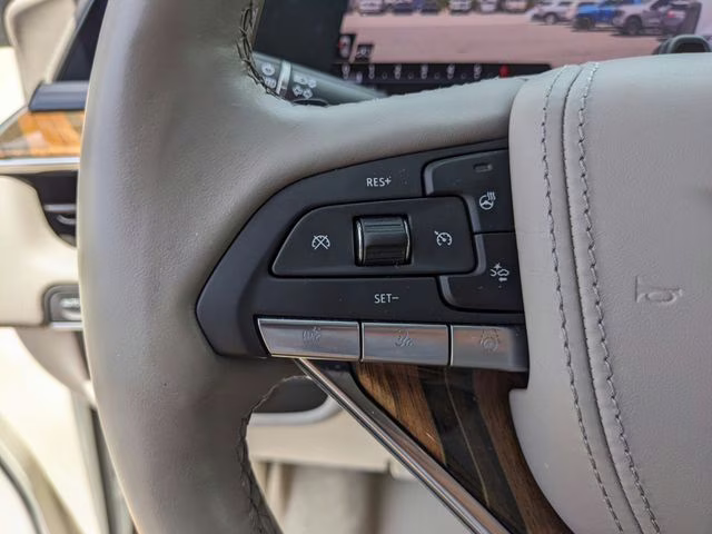 2024 Crystal White Tricoat Cadillac Escalade Sport Platinum 4X4 SUV