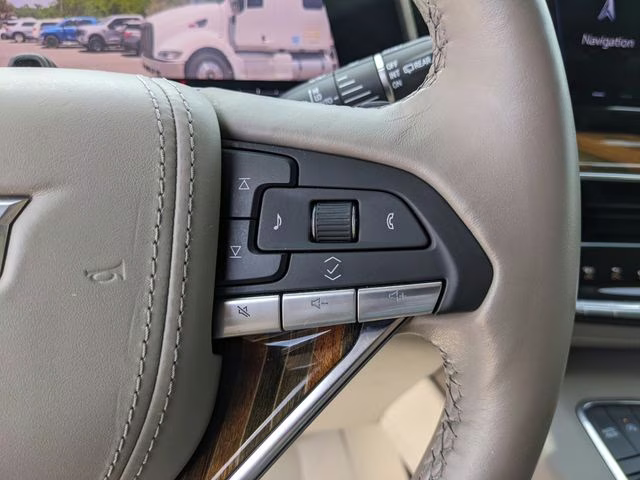 2024 Crystal White Tricoat Cadillac Escalade Sport Platinum 4X4 SUV