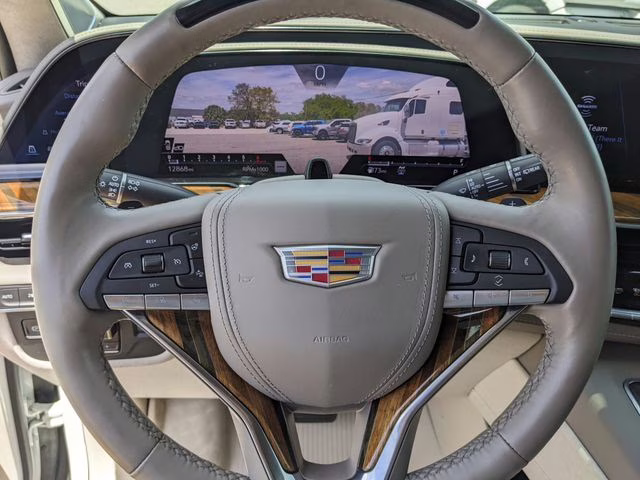 2024 Crystal White Tricoat Cadillac Escalade Sport Platinum 4X4 SUV