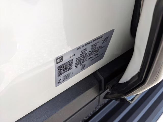 2024 Crystal White Tricoat Cadillac Escalade Sport Platinum 4X4 SUV