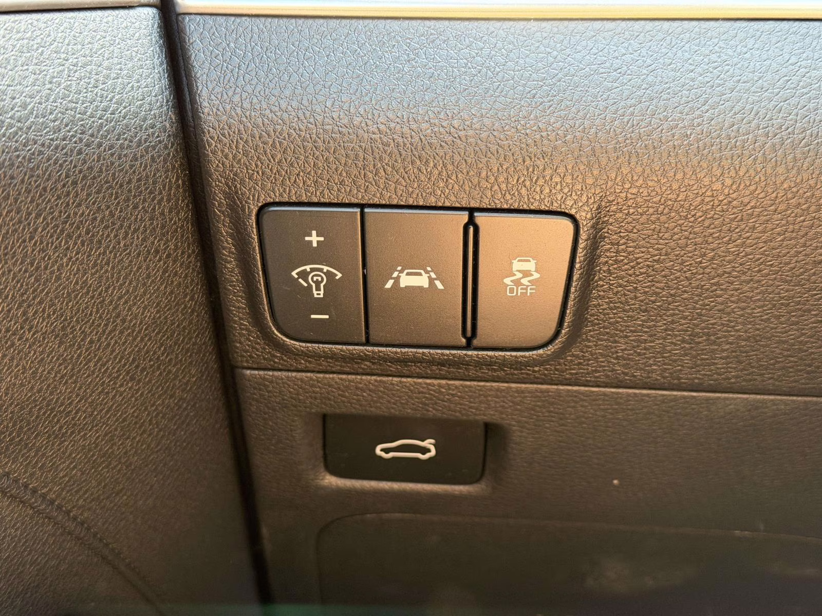 2024 White Kia K5 GT-Line Auto FWD FWD Sedan