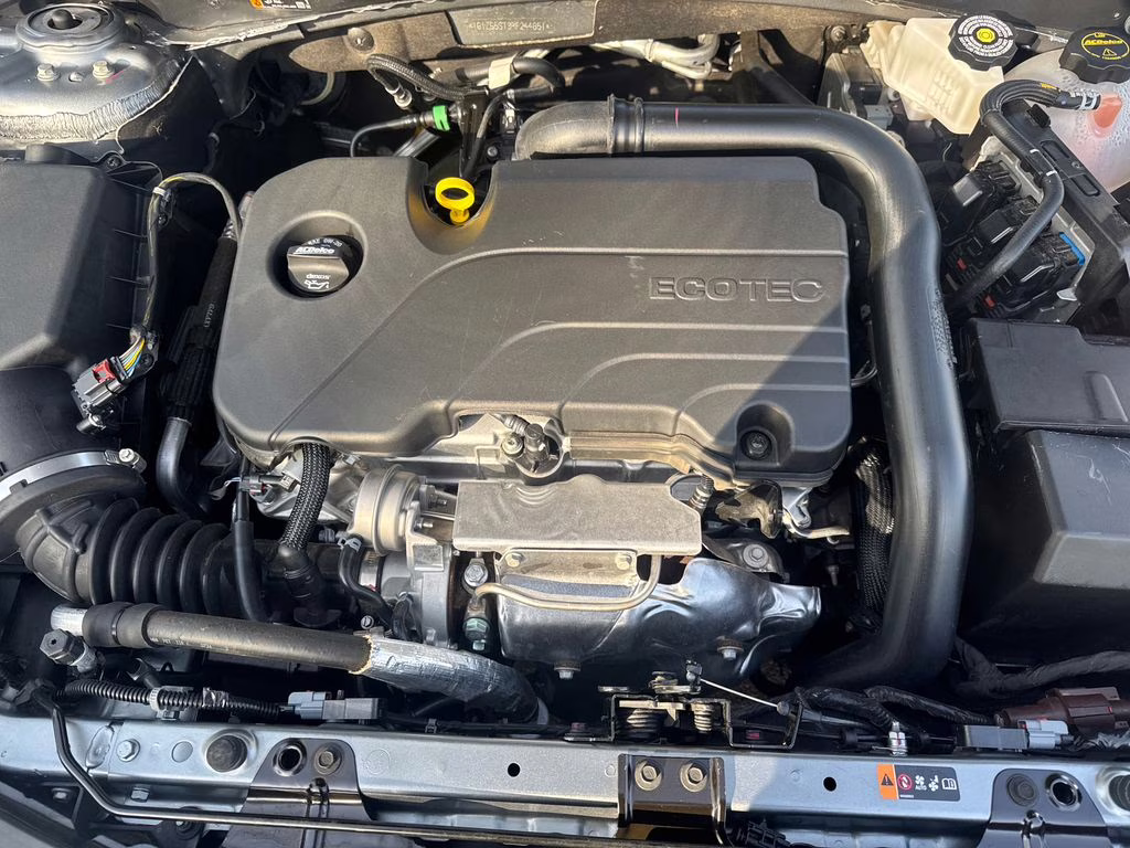 2024 Sterling Gray Metallic Chevrolet Malibu RS FWD Sedan