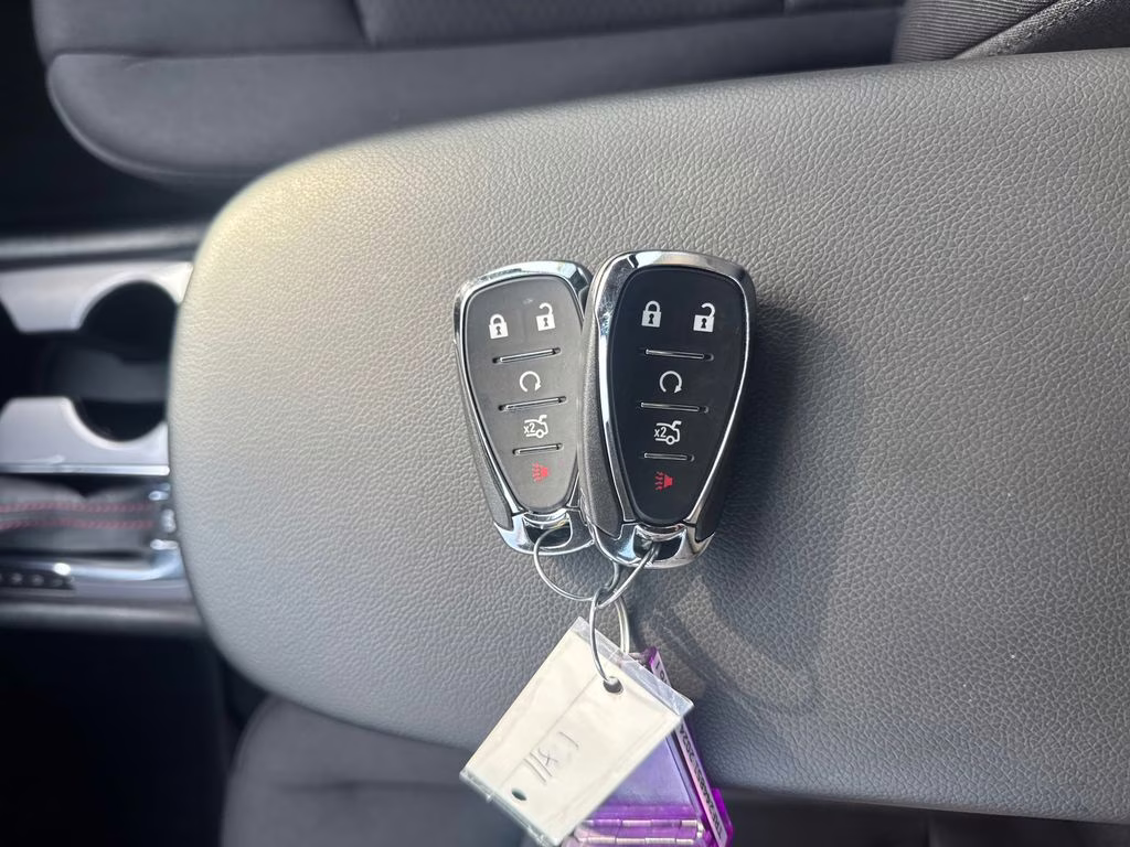 2024 Sterling Gray Metallic Chevrolet Malibu RS FWD Sedan