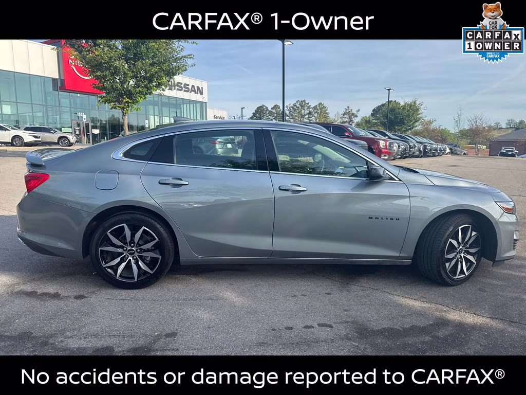 2024 Sterling Gray Metallic Chevrolet Malibu RS FWD Sedan