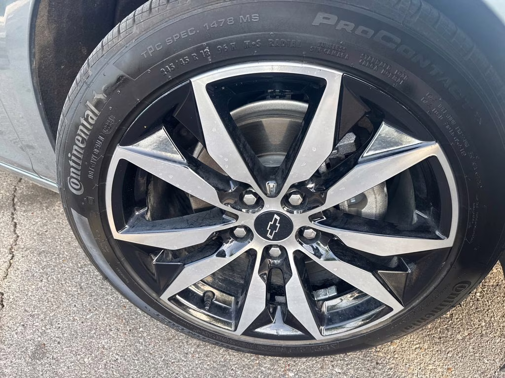 2024 Sterling Gray Metallic Chevrolet Malibu RS FWD Sedan
