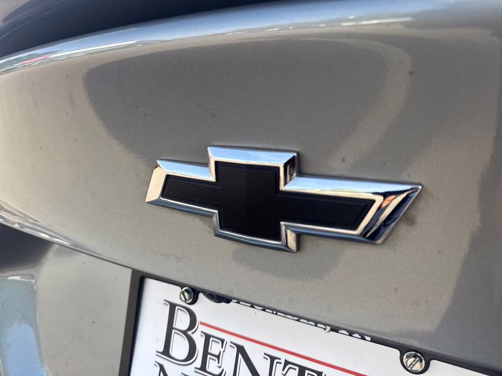 2024 Sterling Gray Metallic Chevrolet Malibu RS FWD Sedan