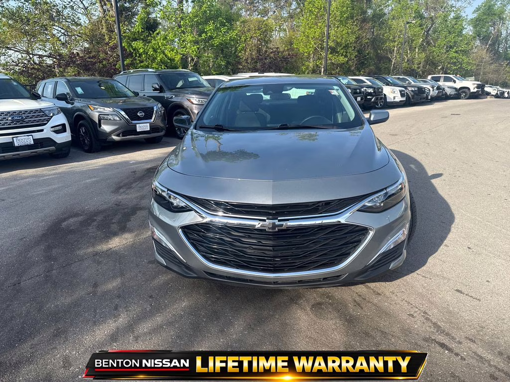 2024 Sterling Gray Metallic Chevrolet Malibu RS FWD Sedan