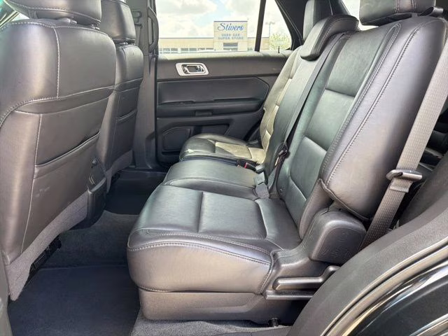 2014 Tuxedo Black Metallic Ford Explorer XLT 4X4 SUV