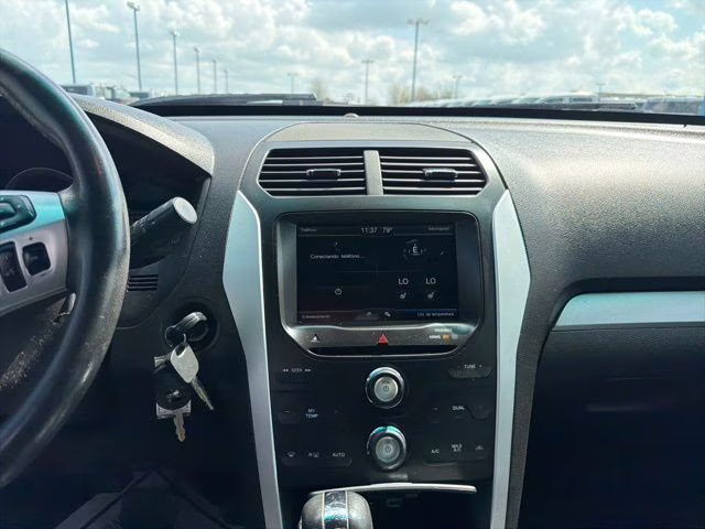 2014 Tuxedo Black Metallic Ford Explorer XLT 4X4 SUV