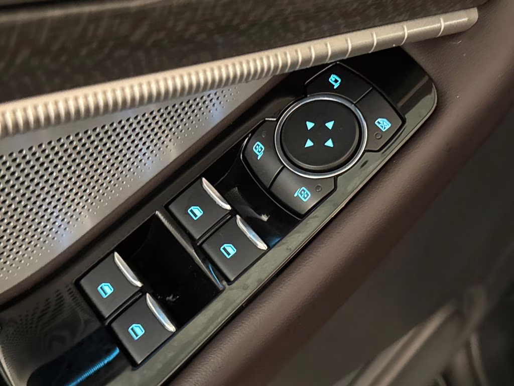 2025 Agate Black Metallic Ford Explorer Platinum RWD SUV