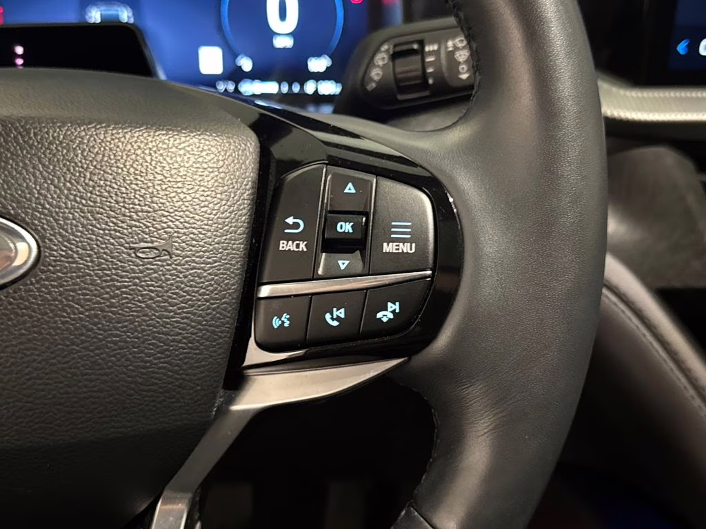 2025 Agate Black Metallic Ford Explorer Platinum RWD SUV