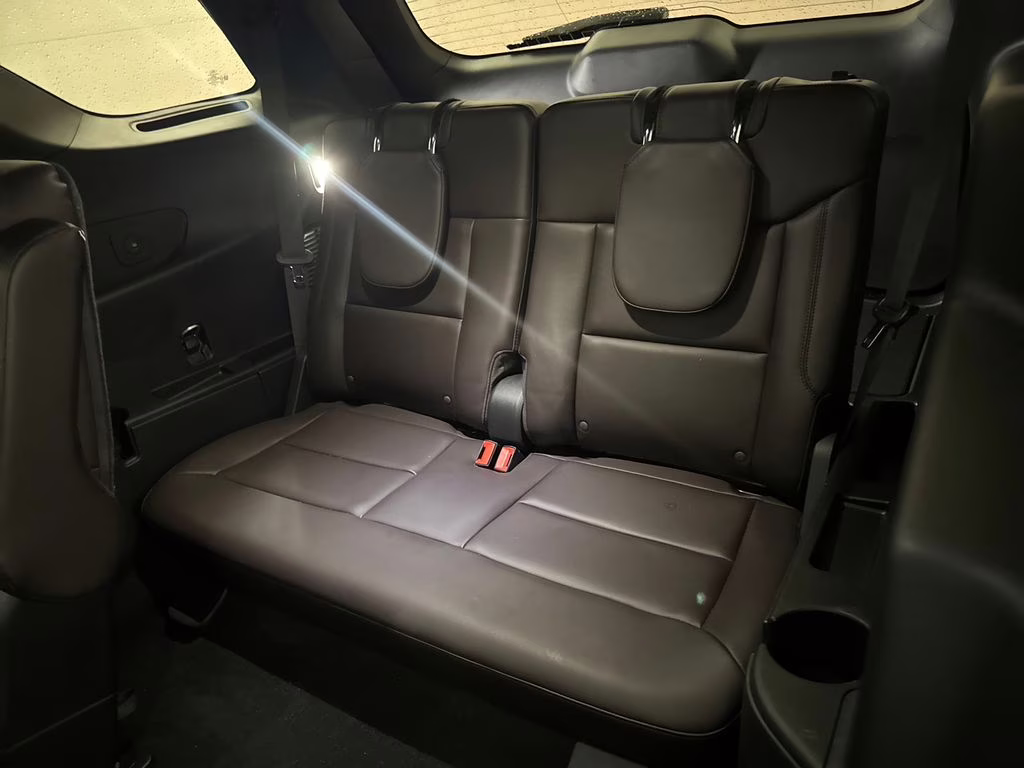 2025 Agate Black Metallic Ford Explorer Platinum RWD SUV