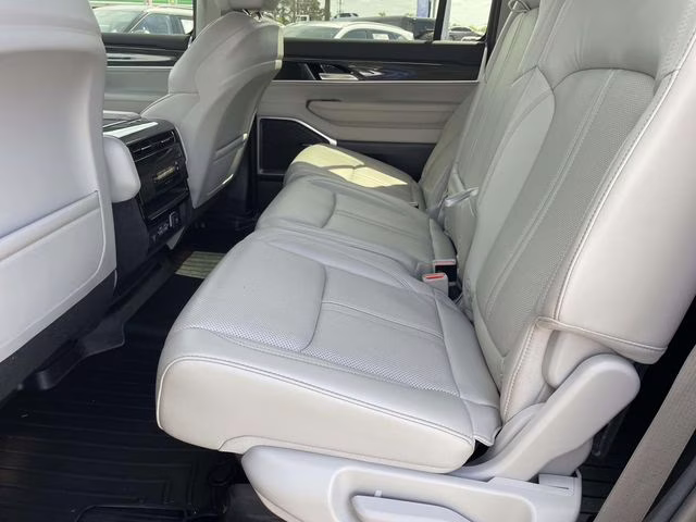 2022 Velvet Red Pearlcoat Jeep Wagoneer Series II 4X4 SUV