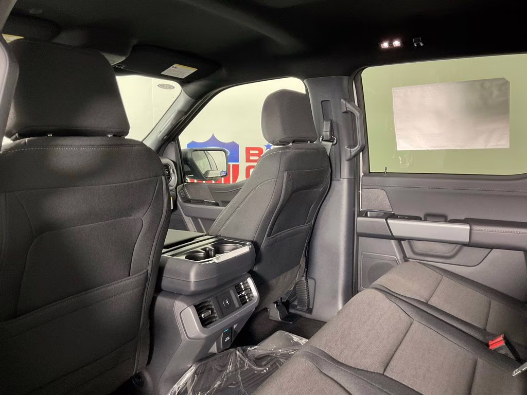 2026 Avalanche Ford F-150 XLT 4X4 Truck