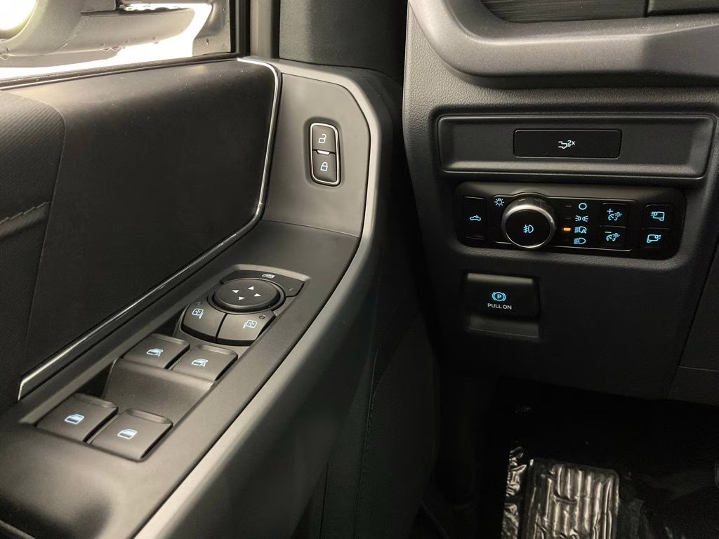 2026 Avalanche Ford F-150 XLT 4X4 Truck