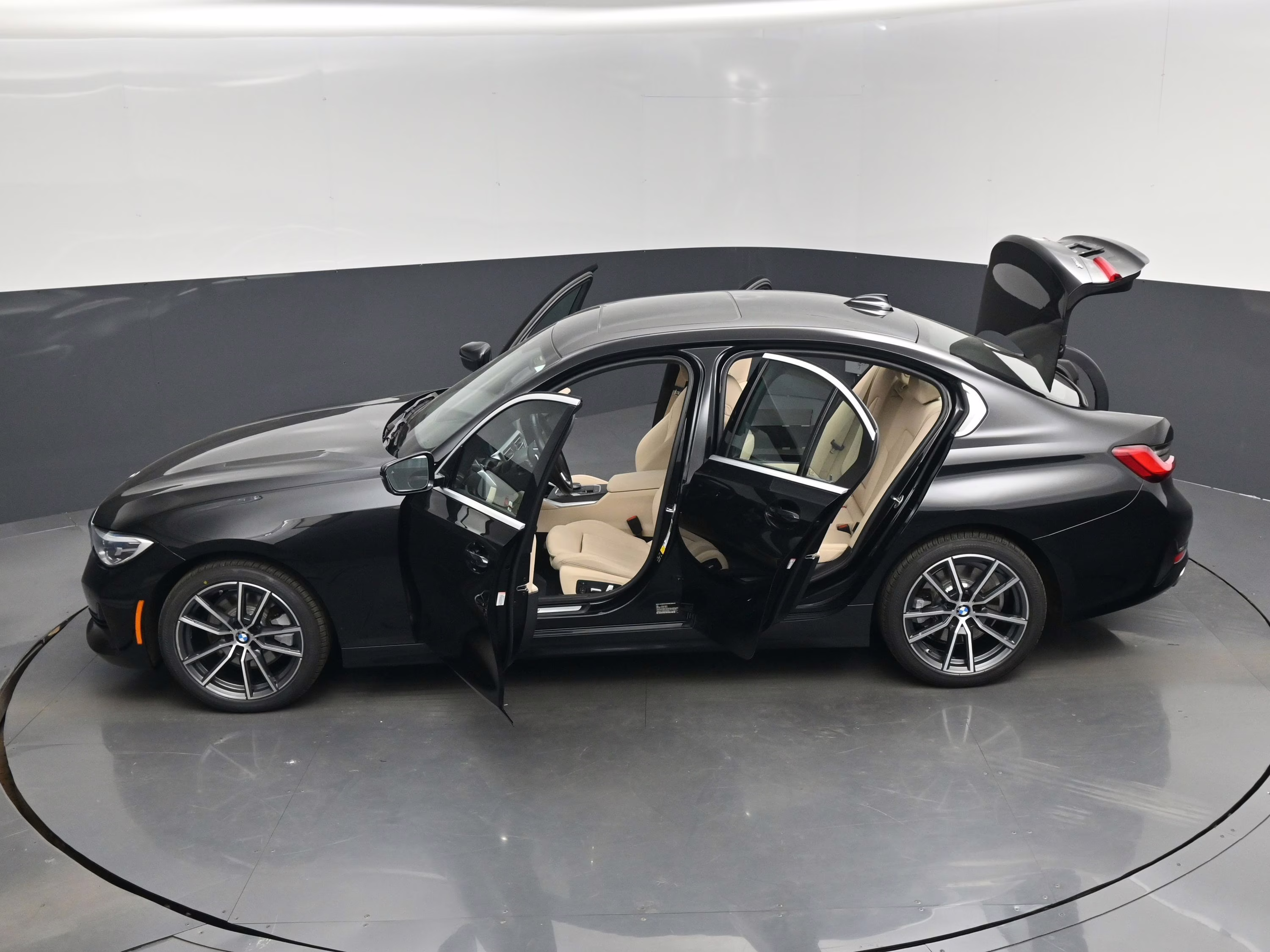 2021 Black Sapphire Metallic BMW 3 Series 330i xDrive AWD Sedan