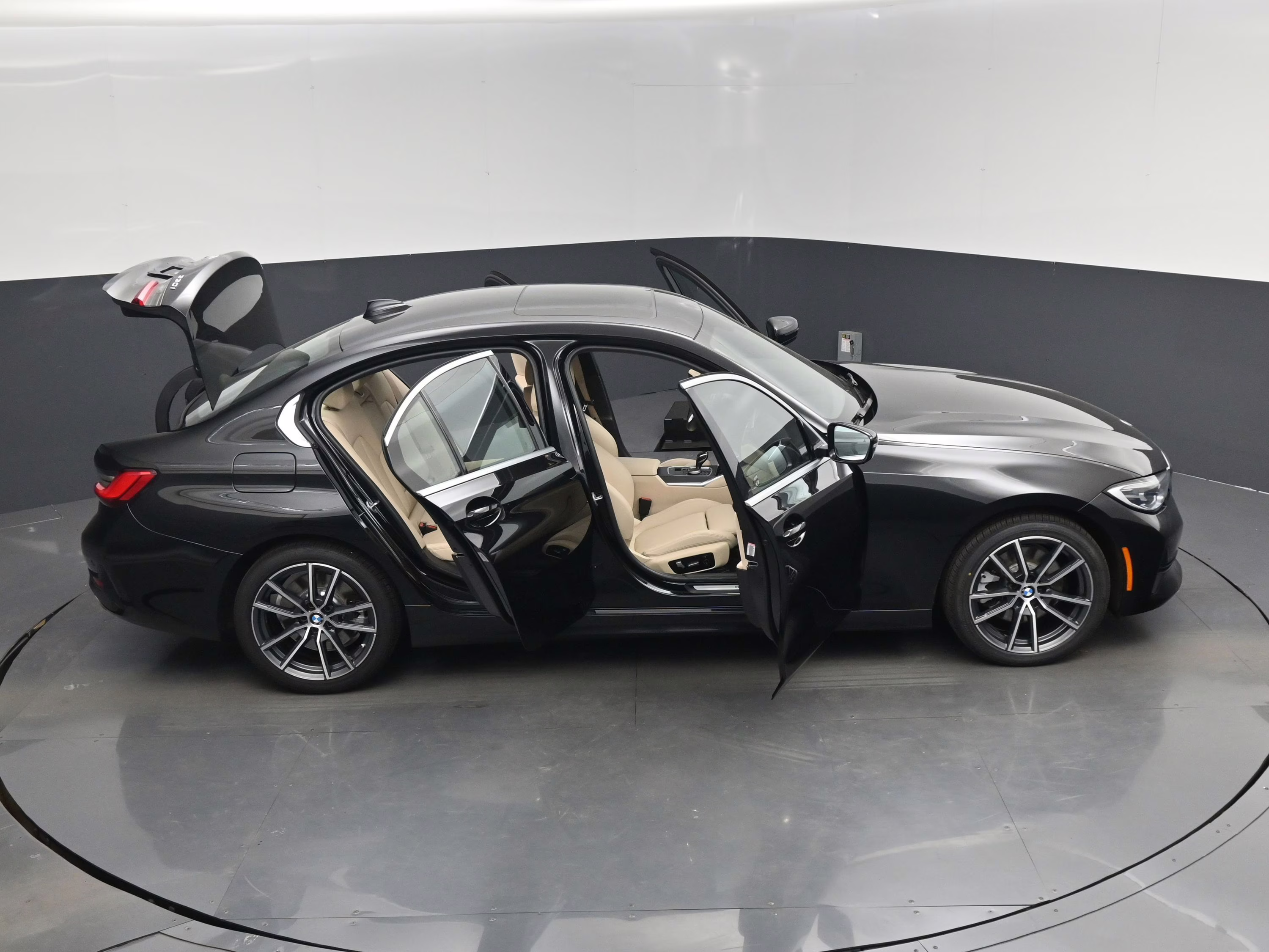 2021 Black Sapphire Metallic BMW 3 Series 330i xDrive AWD Sedan