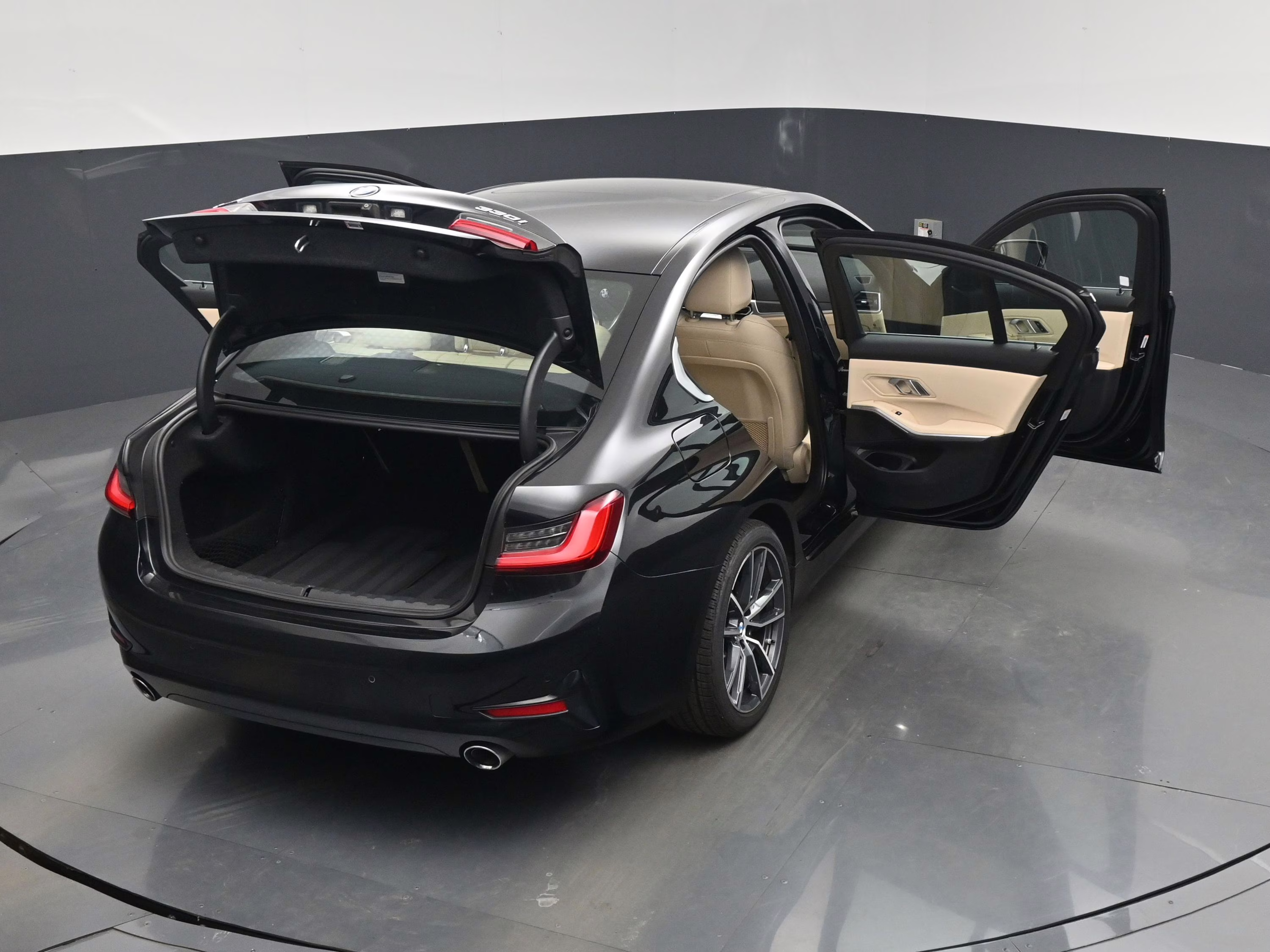 2021 Black Sapphire Metallic BMW 3 Series 330i xDrive AWD Sedan