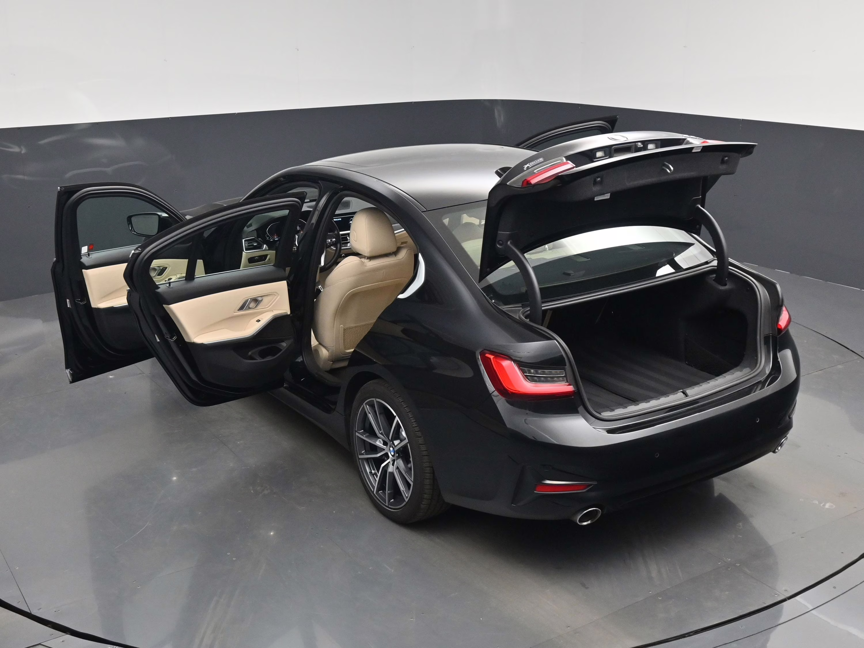 2021 Black Sapphire Metallic BMW 3 Series 330i xDrive AWD Sedan
