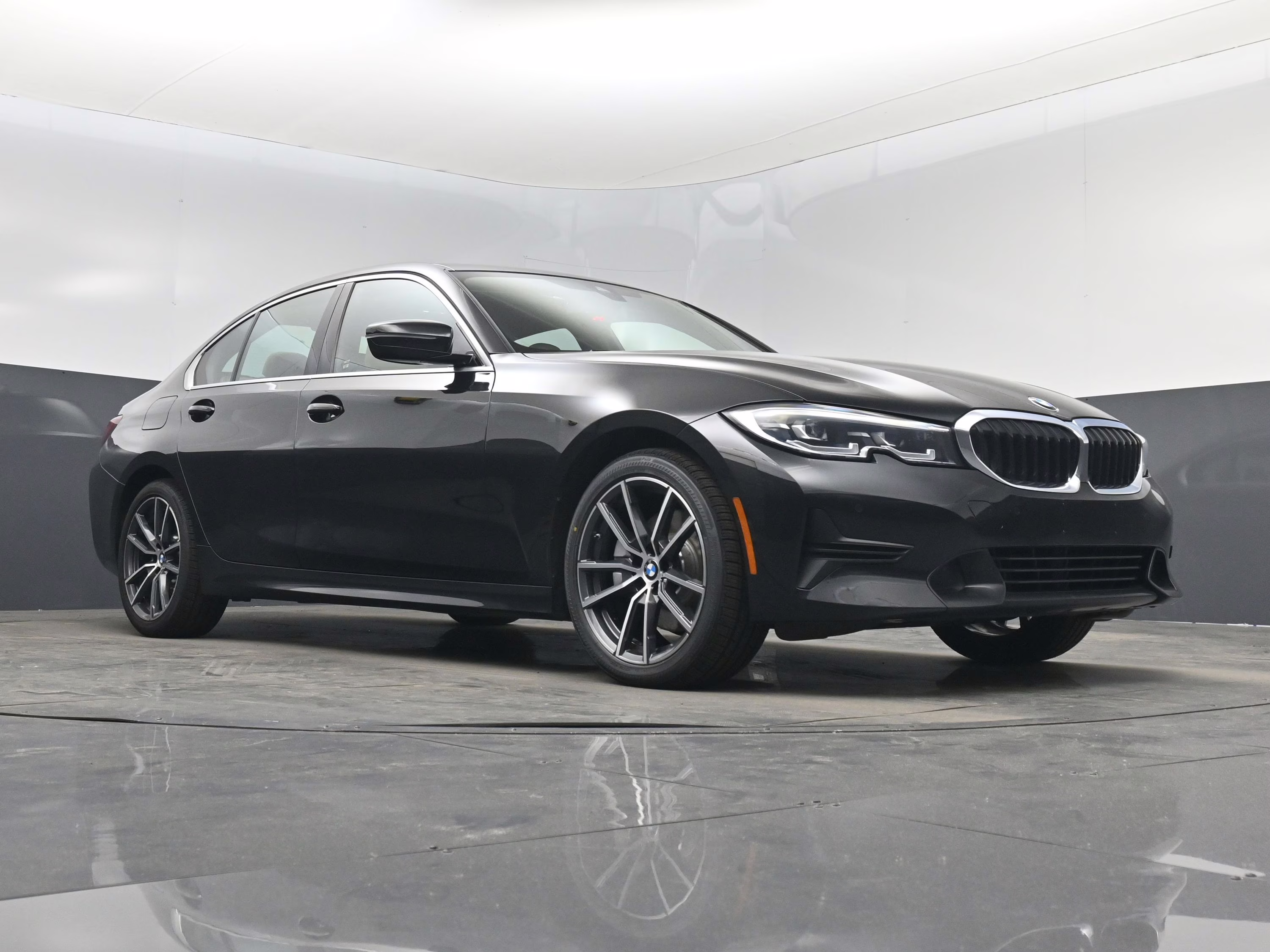 2021 Black Sapphire Metallic BMW 3 Series 330i xDrive AWD Sedan