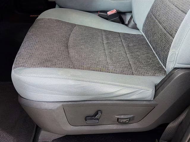 2019 Diamond Black Ram 1500 Classic SLT 4X4 Truck