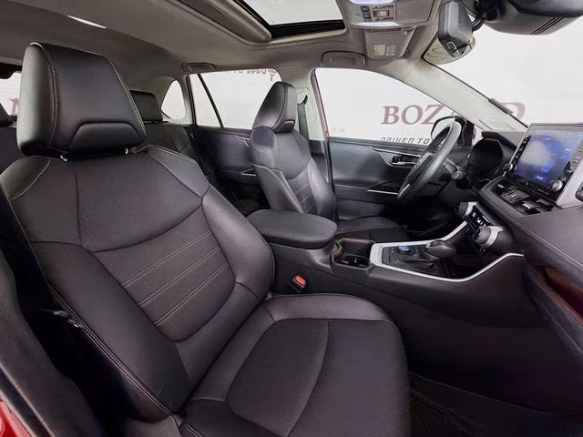 2022 Pearl Toyota RAV4 Limited AWD SUV