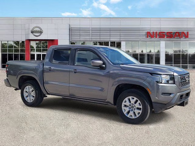 2023 Gun Metallic Nissan Frontier SV 4X4 Truck