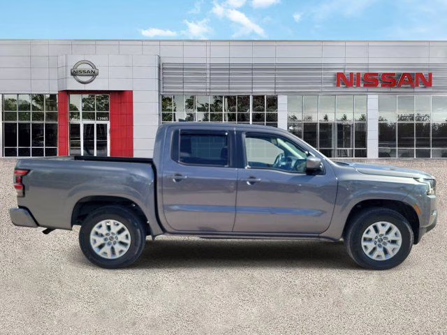 2023 Gun Metallic Nissan Frontier SV 4X4 Truck