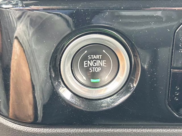 2022 Summit White GMC Sierra 1500 Elevation RWD Truck