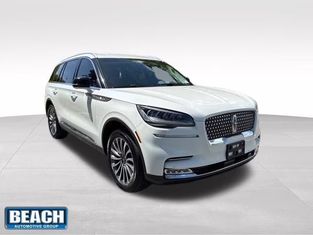 2020 White Metallic Lincoln Aviator Reserve AWD SUV