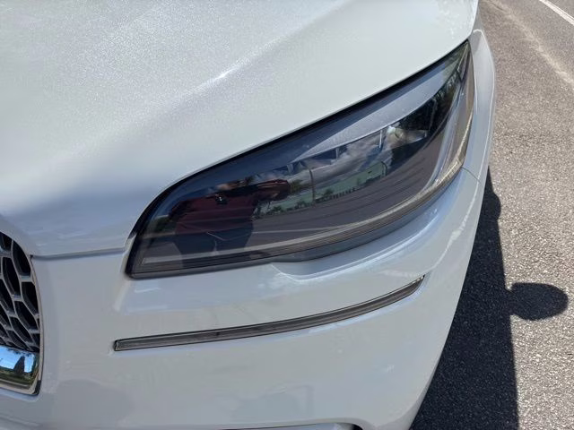 2020 White Metallic Lincoln Aviator Reserve AWD SUV