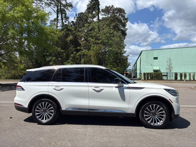2020 White Metallic Lincoln Aviator Reserve AWD SUV