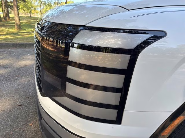 2026 Creamy White Pearl Hyundai Palisade Limited FWD SUV