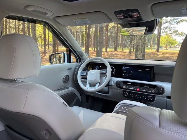 2026 Creamy White Pearl Hyundai Palisade Limited FWD SUV