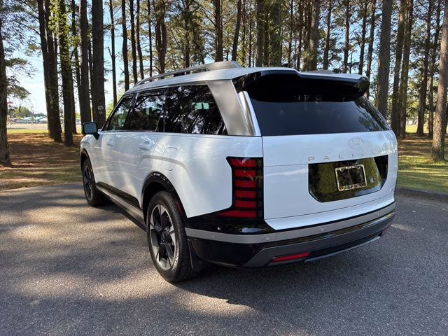 2026 Creamy White Pearl Hyundai Palisade Limited FWD SUV