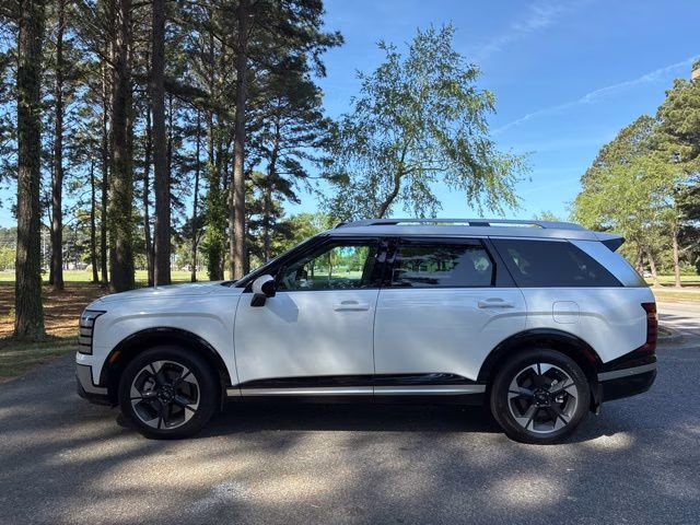 2026 Creamy White Pearl Hyundai Palisade Limited FWD SUV