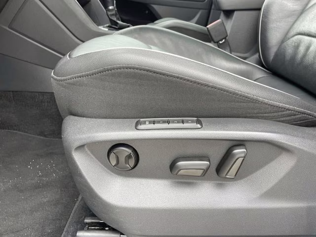 2019 Pure White Volkswagen Tiguan 2.0T SEL Premium AWD SUV