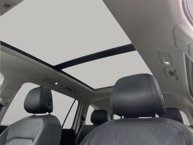 2019 Pure White Volkswagen Tiguan 2.0T SEL Premium AWD SUV