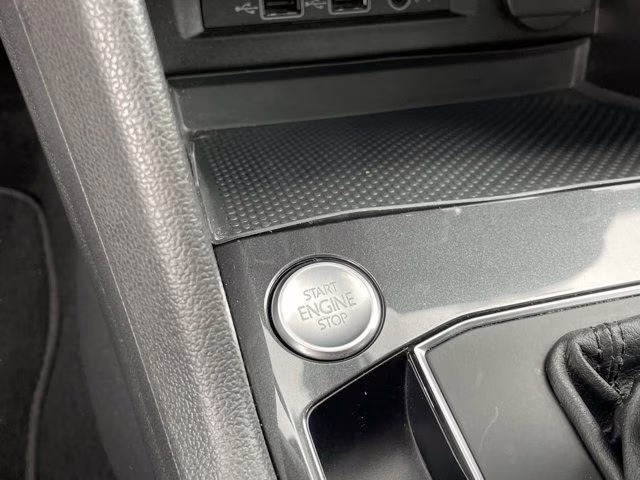 2019 Pure White Volkswagen Tiguan 2.0T SEL Premium AWD SUV