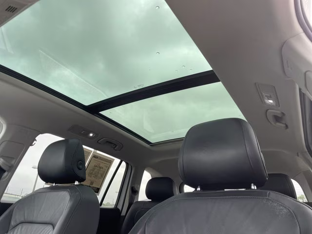 2019 Pure White Volkswagen Tiguan SEL Premium AWD SUV