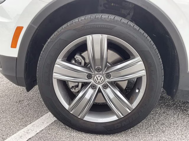 2019 Pure White Volkswagen Tiguan SEL Premium AWD SUV