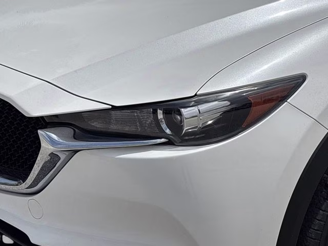2021 Snowflake White Pearl Mica Mazda CX-5 Touring FWD SUV