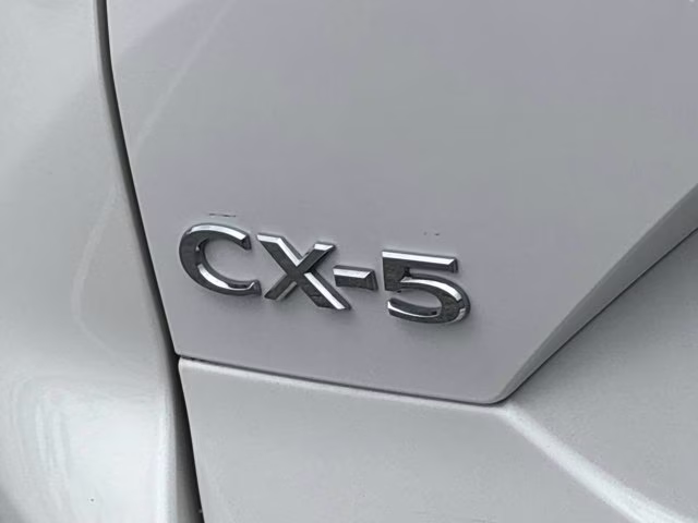 2021 Snowflake White Pearl Mica Mazda CX-5 Touring FWD SUV