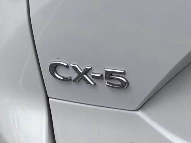 2021 Snowflake White Pearl Mica Mazda CX-5 Touring FWD SUV
