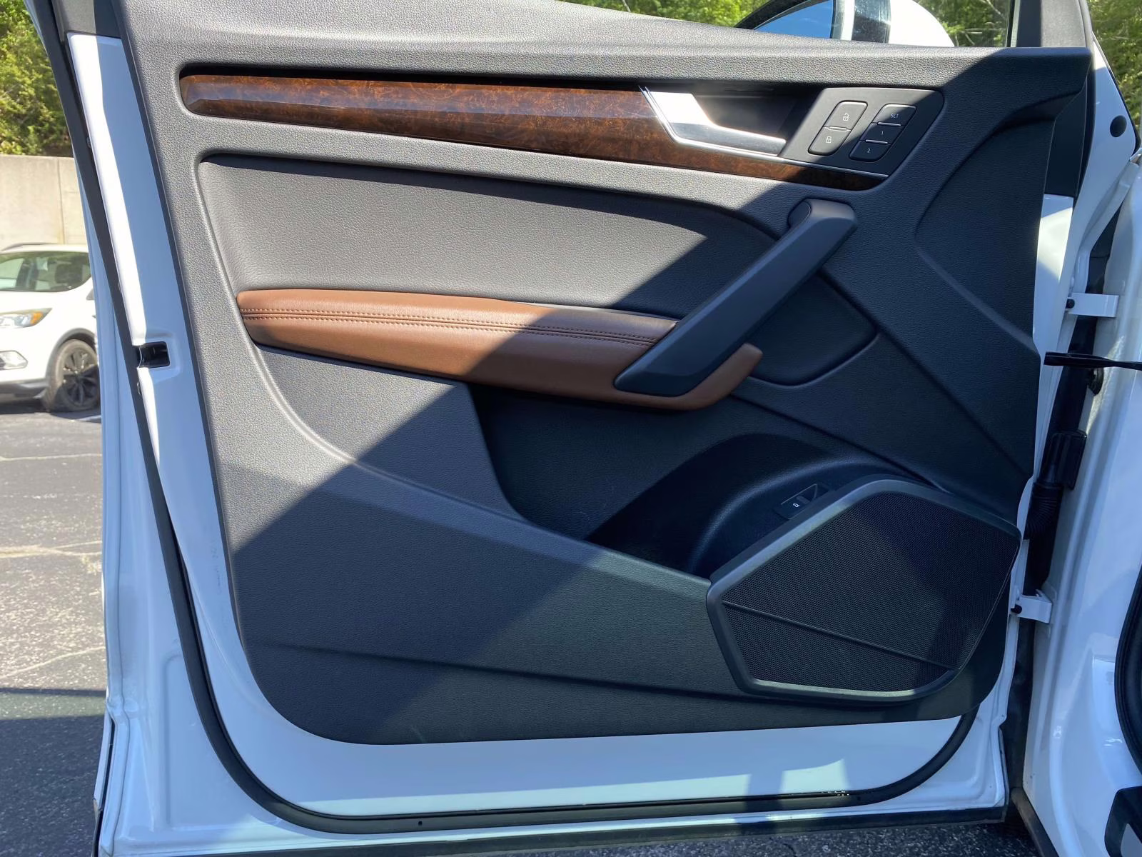 2019 Glacier White Metallic Audi Q5 2.0T Premium Plus AWD SUV