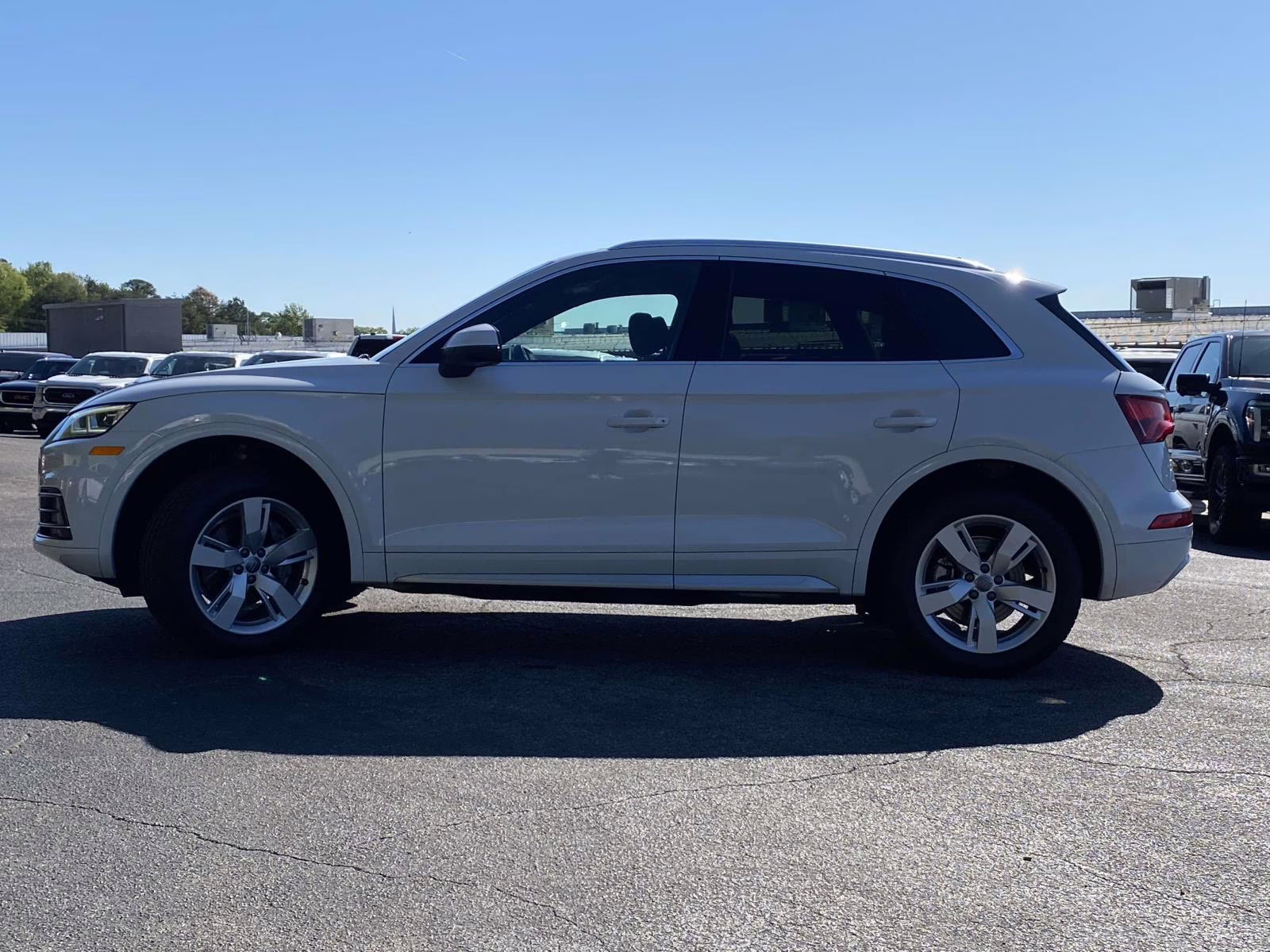 2019 Glacier White Metallic Audi Q5 2.0T Premium Plus AWD SUV
