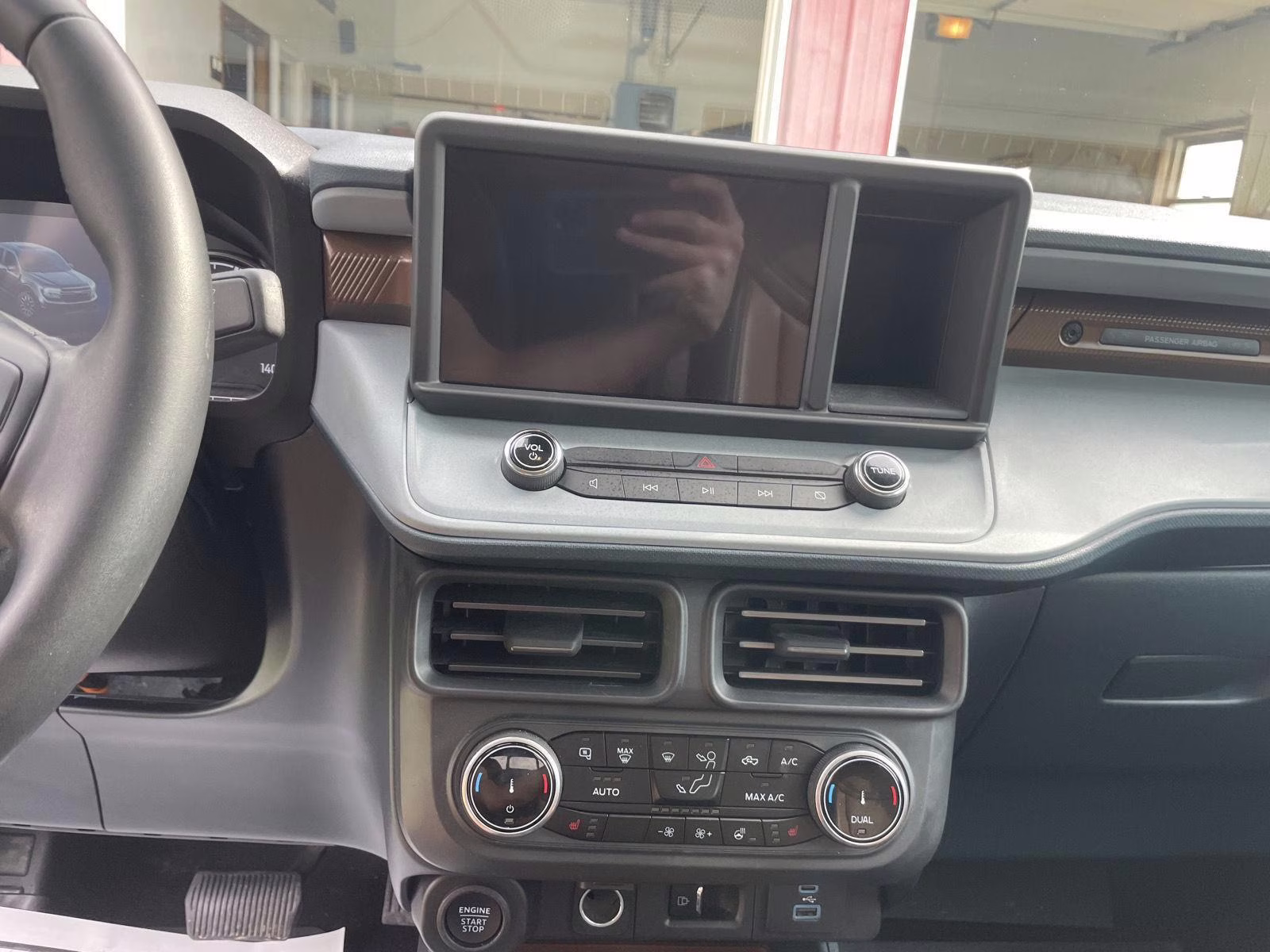 2024 Azure Gray Metallic Tri-Coat Ford Maverick LARIAT AWD Truck