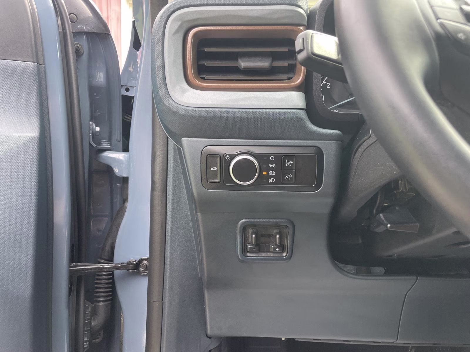 2024 Azure Gray Metallic Tri-Coat Ford Maverick LARIAT AWD Truck