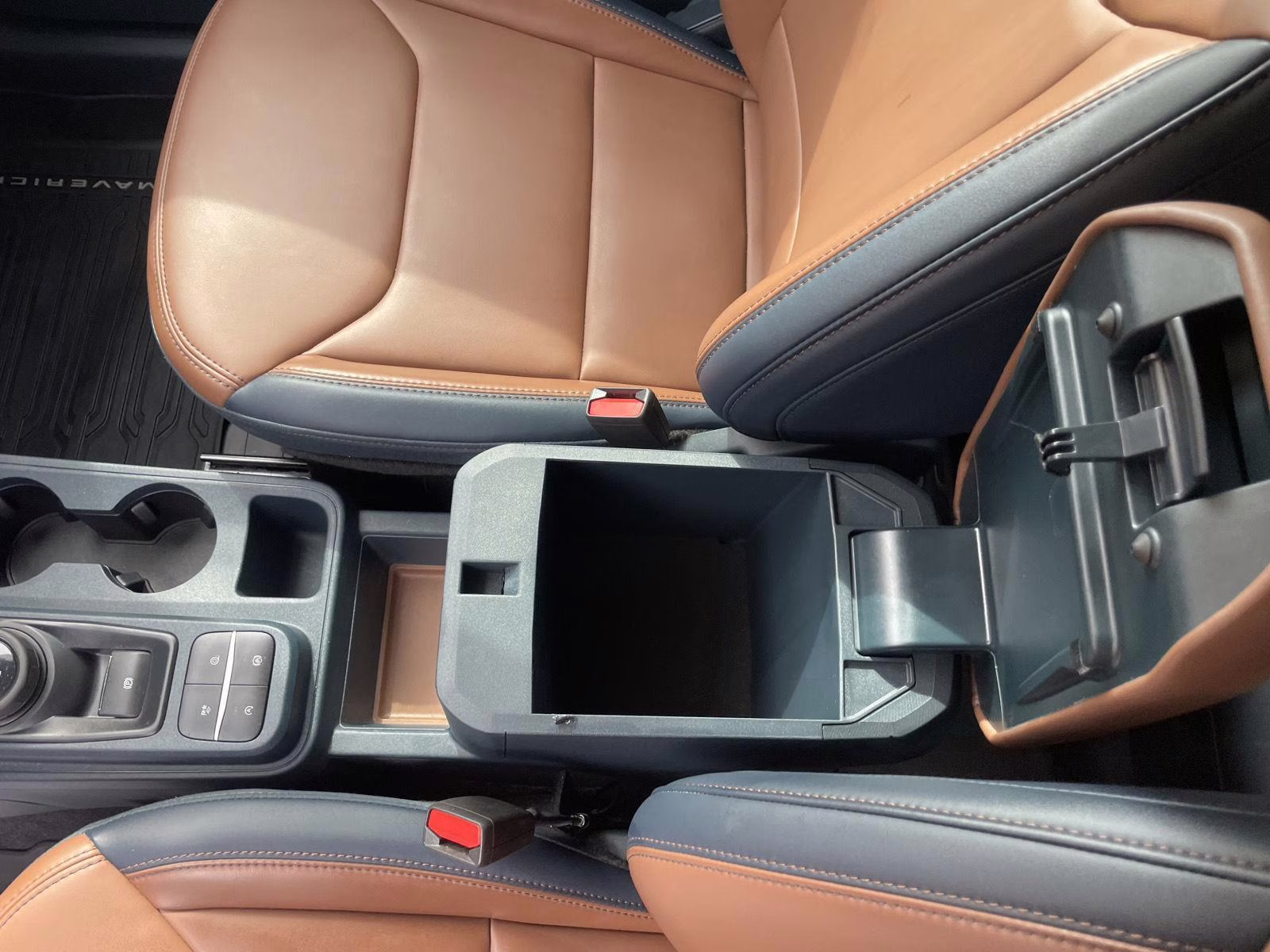 2024 Azure Gray Metallic Tri-Coat Ford Maverick LARIAT AWD Truck